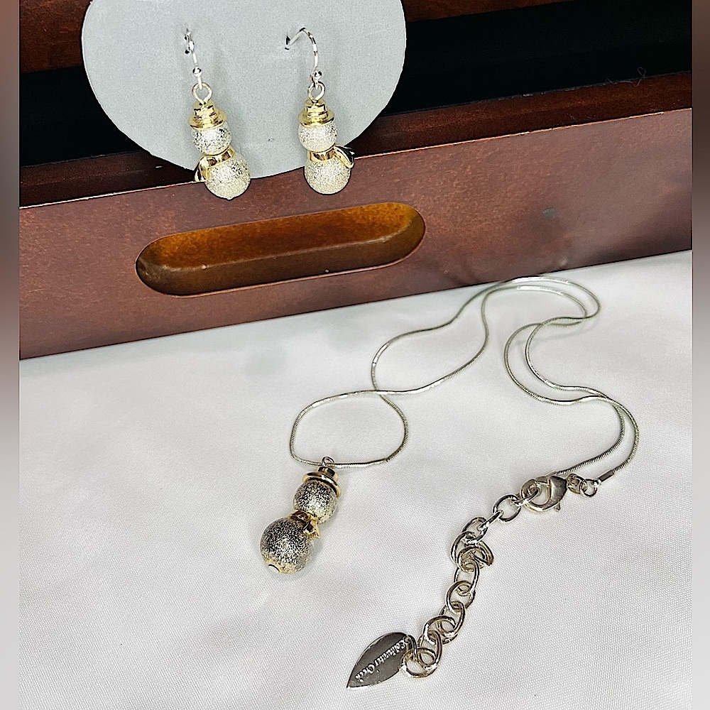Coldwater Creek Snowman Necklace & Earrings Set — Silver Toned With Gold Accents